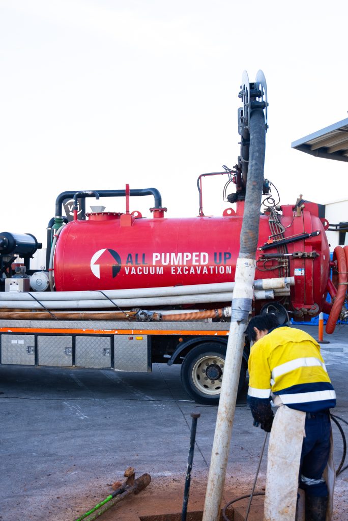 Using high-pressure water and controlled vacuum systems, our vac trucks break up and extract soil cleanly.